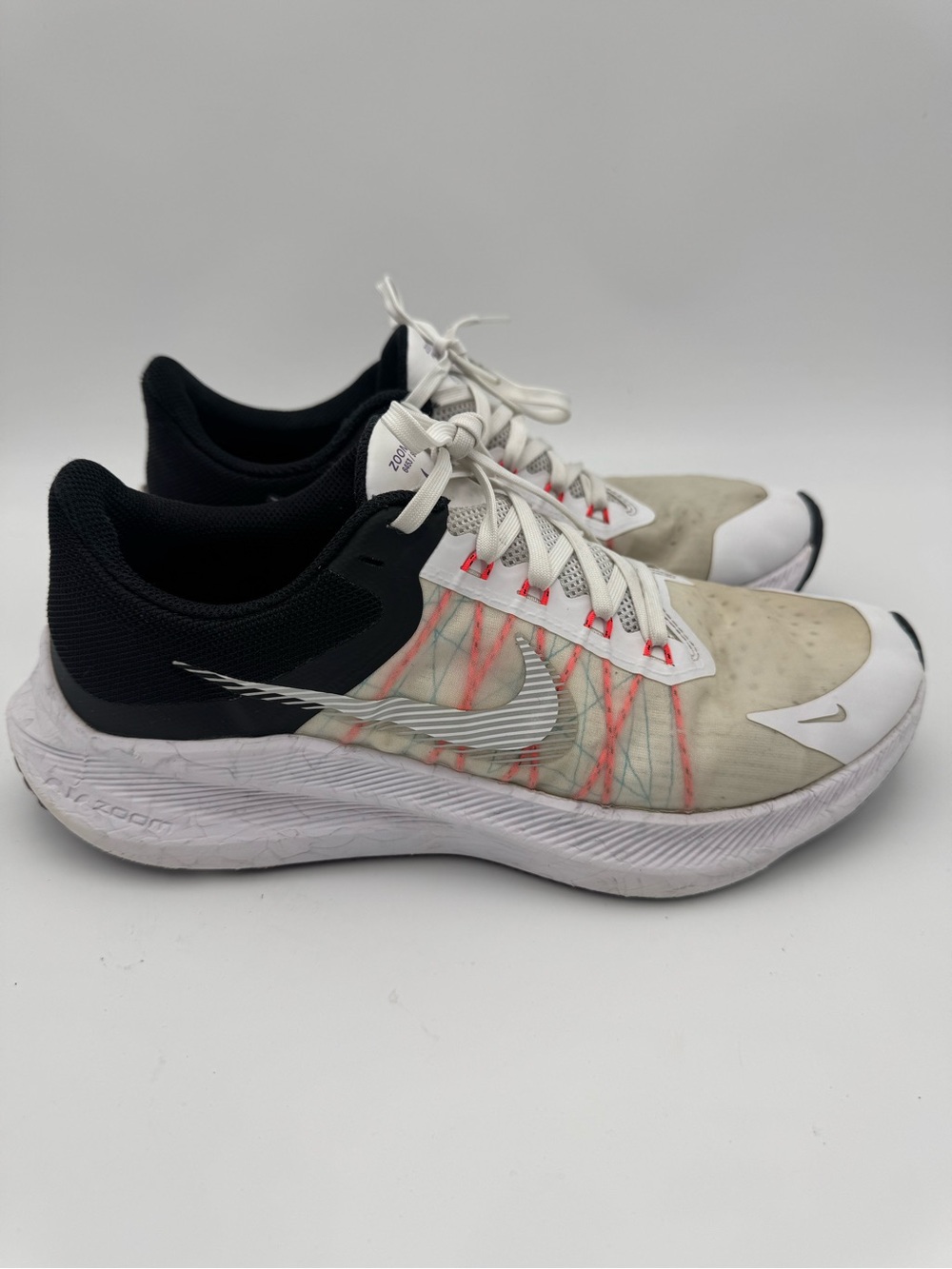 Nike Zoom Winflo Running Shoes White Black Neon Men’s Size 8.5 CW3419-101